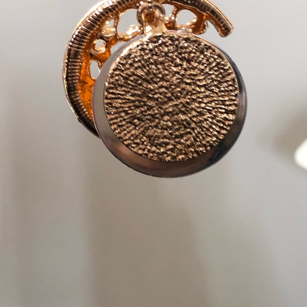 Necklace - Picture 5 of 5